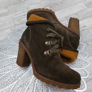 UGG Vintage Australia Calynda Distressed Suede Heeled Boiled Wool Lining Booties